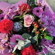 Berry Merry Christmas Handtie